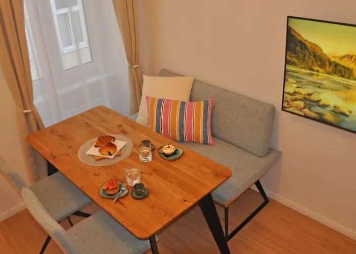 Austria 206 Am Traunsee, グムンデン