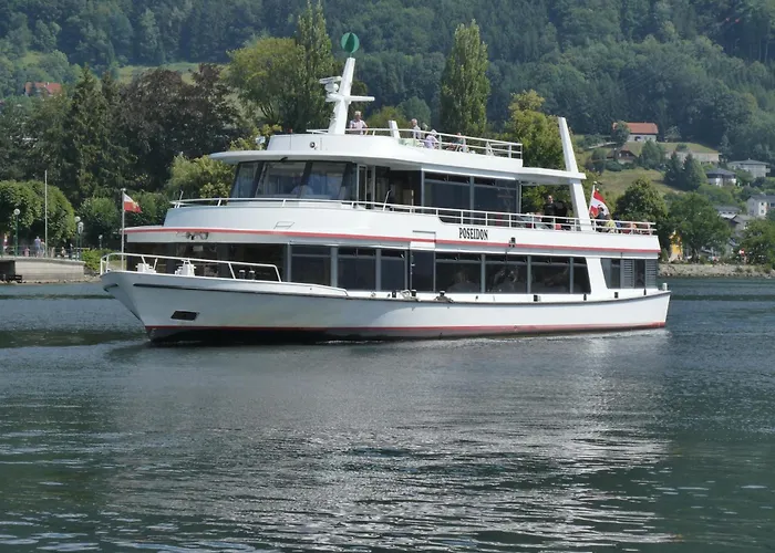 Austria 206 Am Traunsee, * Gmunden